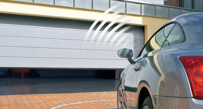 tienda de motores para puertas de garaje - Instalmatic